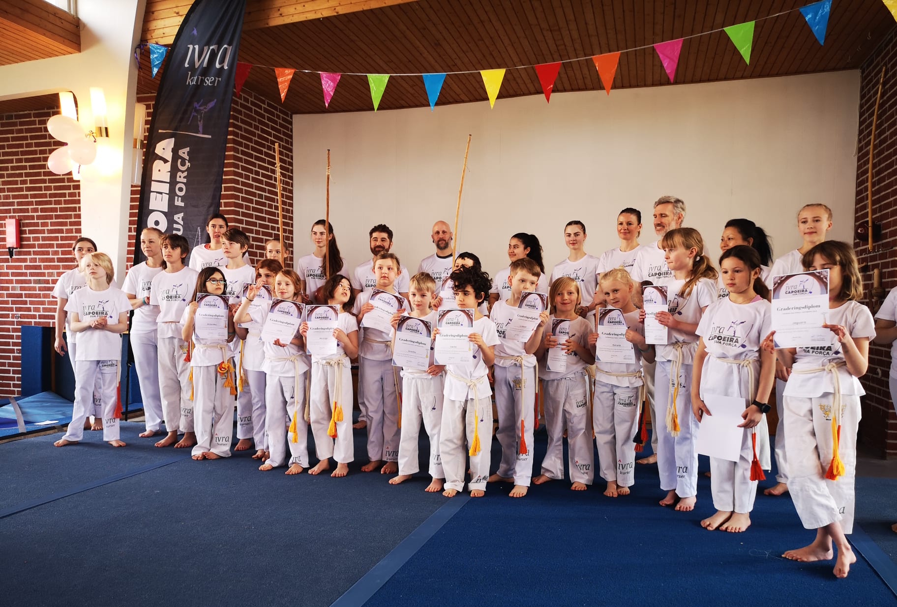 Capoeira batizado 2024 – barngruppen